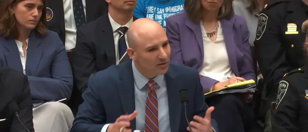 Prosecutor Claims Voters Are 'Unaware' If They Think He Will Fulfill Campaign Promises