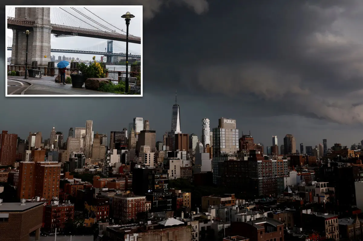 Rainy weather is likely to affect Memorial Day weekend plans for many on the East Coast.