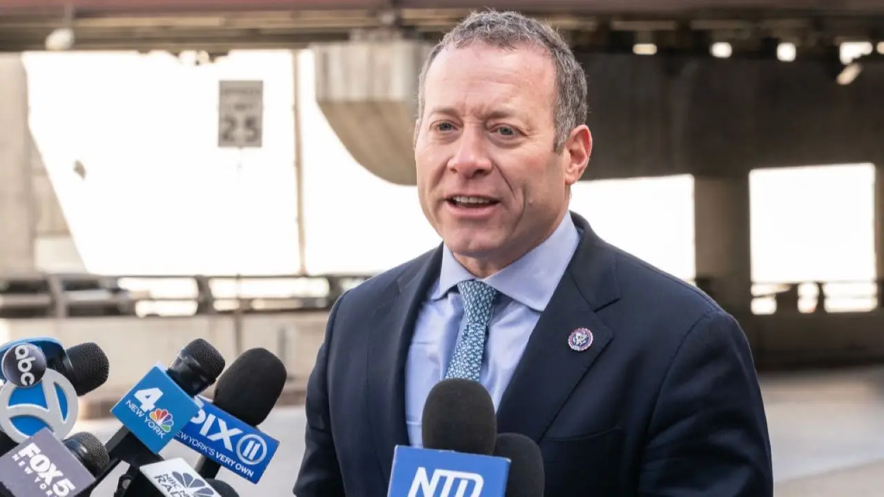 Rep. Gottheimer advocates for a tax credit bill promoting 'Jersey Pride' to compete with 'I Love NY'