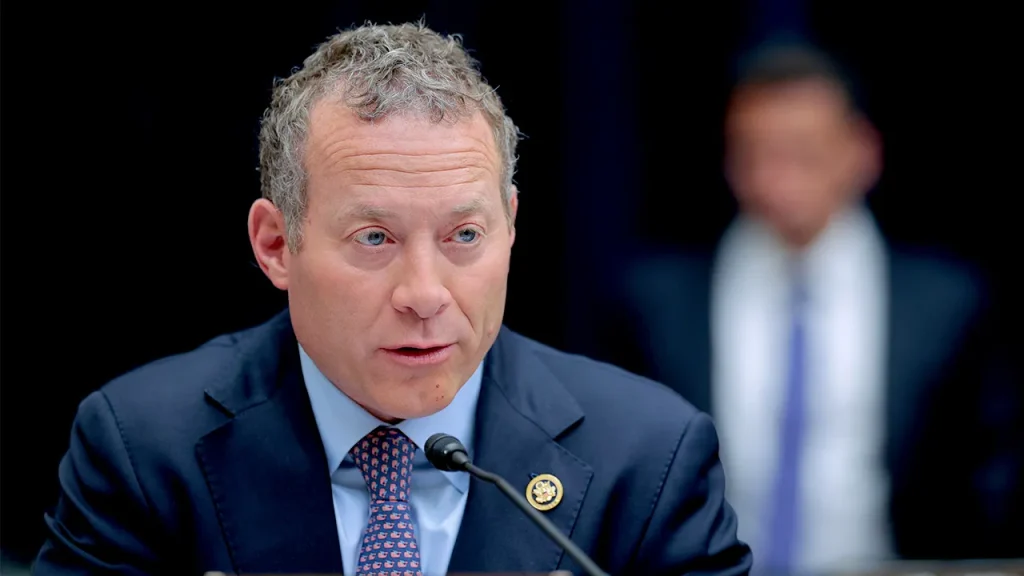 Rep. Josh Gottheimer criticizes NYT for report on prisoner dog abuse related to Israel