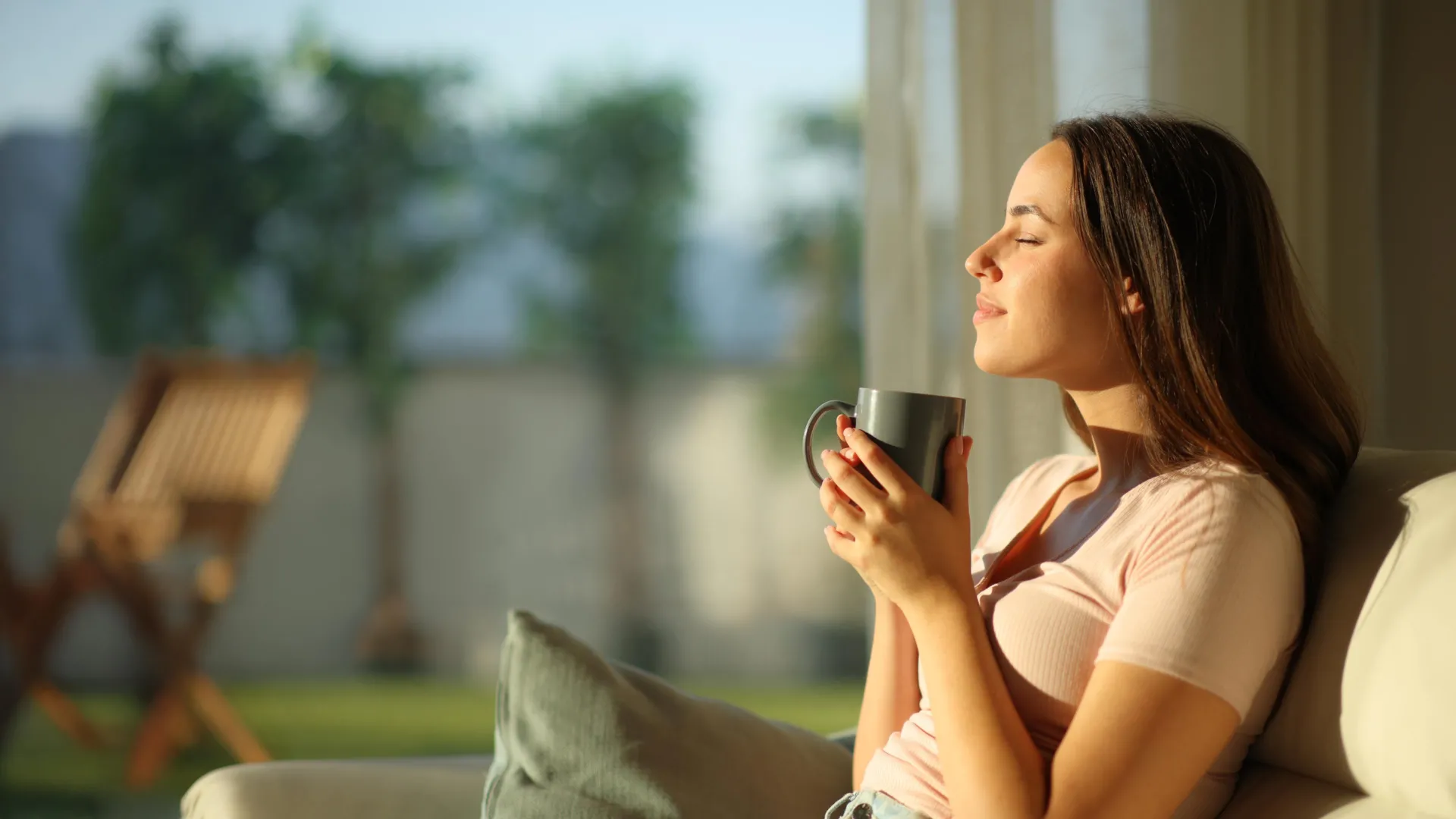 Researchers have found out what coffee truly does to your gut and brain.