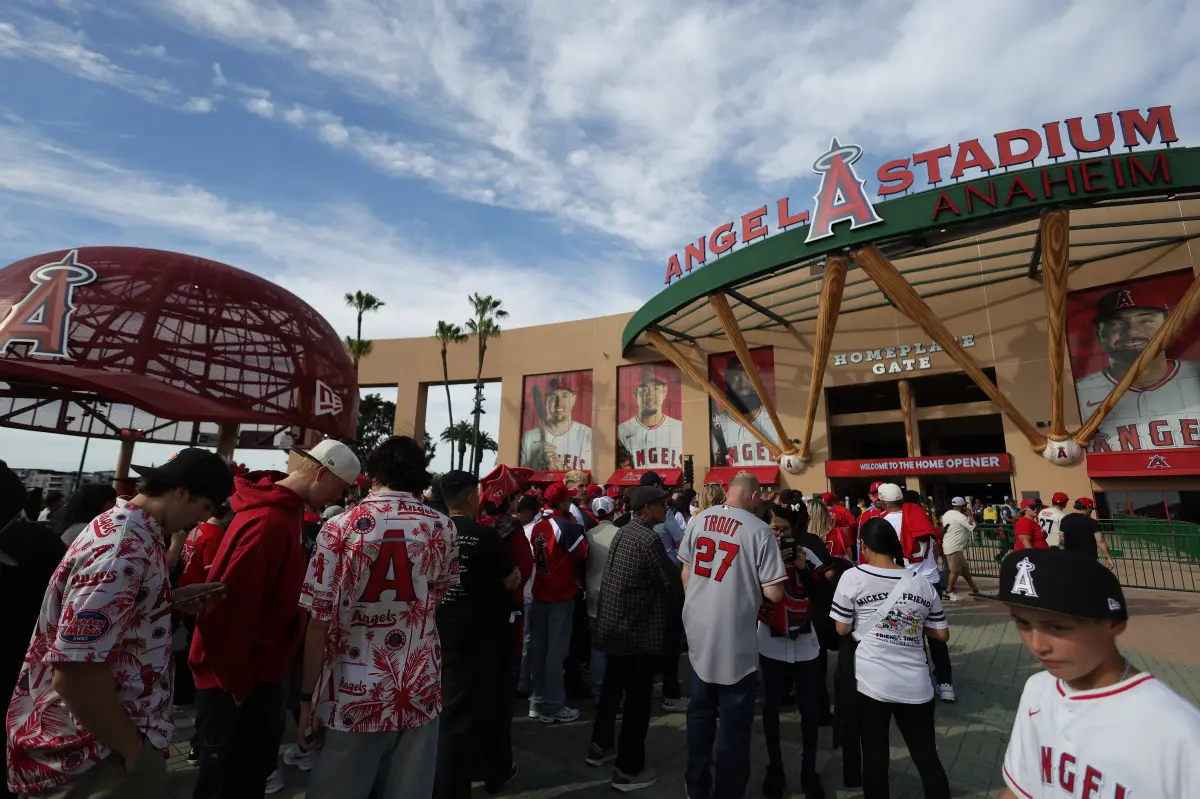 Rodent problem at Angel Stadium resolved, food area reopens