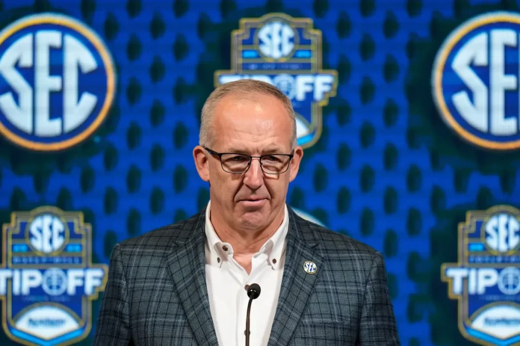 SEC commissioner replies to Arkansas AD's complaint about ESPN scheduling