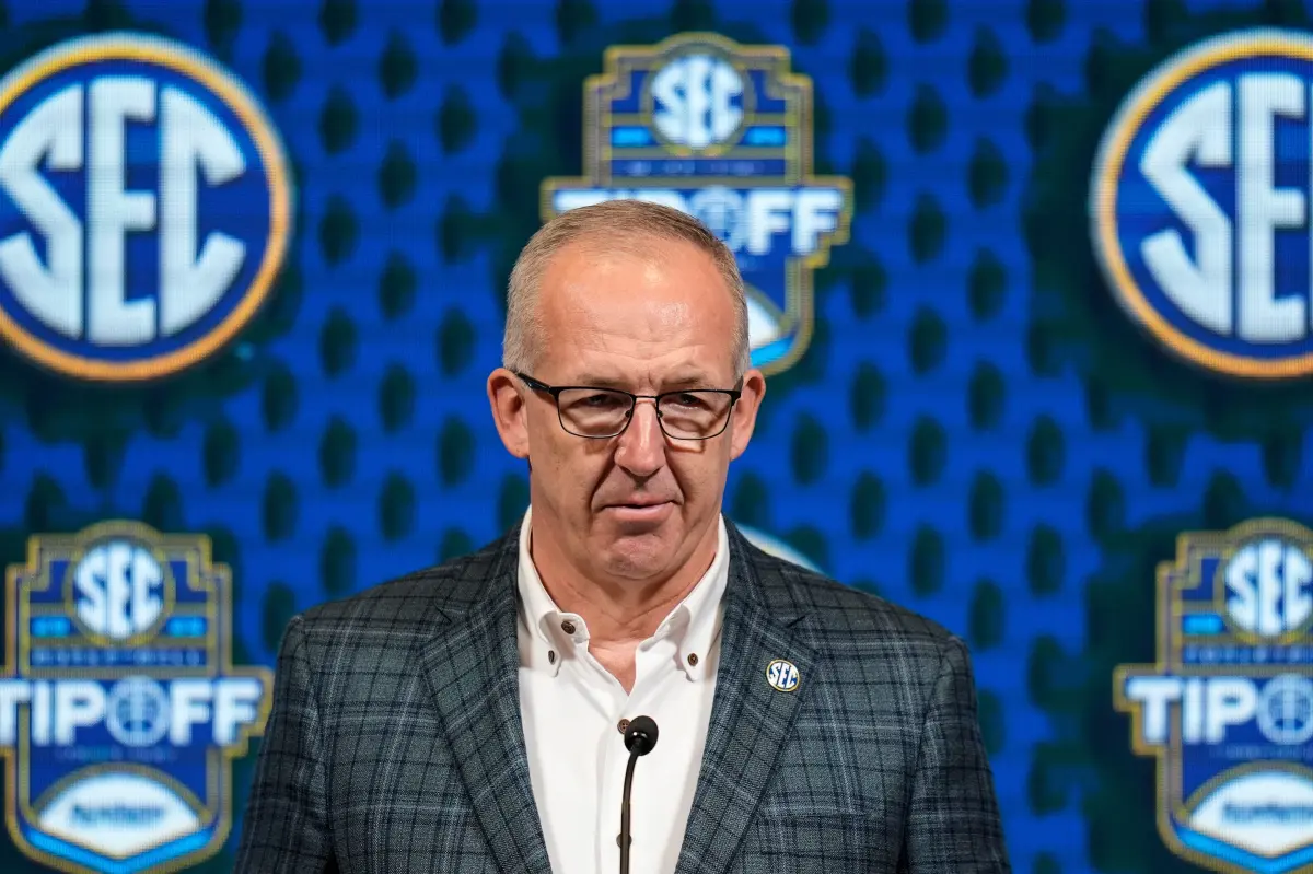 SEC commissioner replies to Arkansas AD's complaint about ESPN scheduling