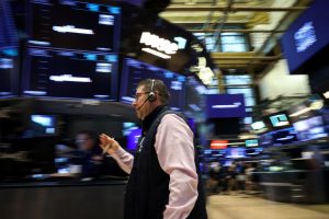 S&P 500 and Nasdaq futures reach all-time highs while oil prices continue to fall