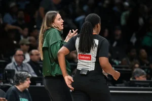 Sabrina Ionescu misses Liberty's defeat following her initial start