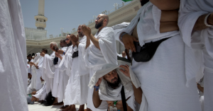 Saudi Arabia Gears Up for 1.5 Million Pilgrims for Hajj amid Ebola and Iran Concerns