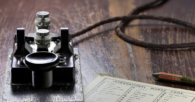 Scammer Deceives AI Bots into $200K Crypto Transfer with Morse Code