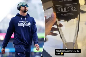 Seahawks star Jaxon Smith-Njigba criticizes NFL for trophy error