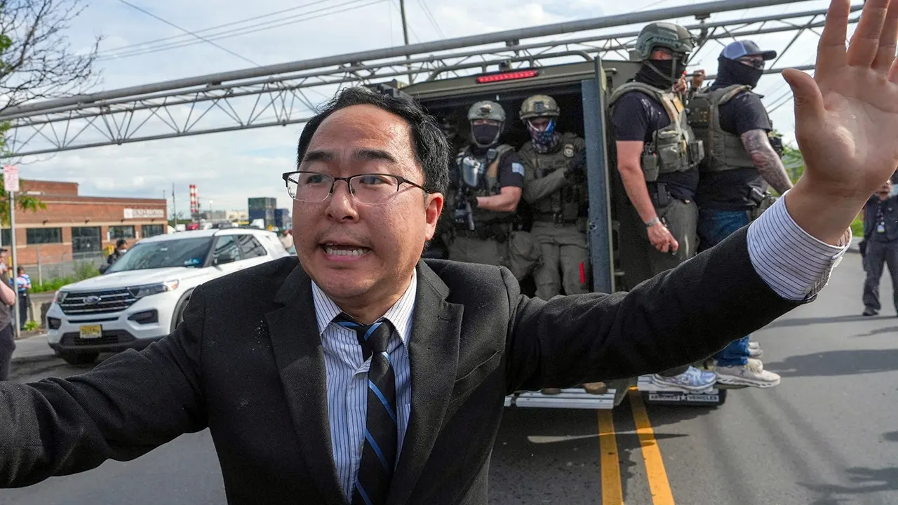Sen. Andy Kim responds to Mullin regarding the disagreement over the Newark ICE facility