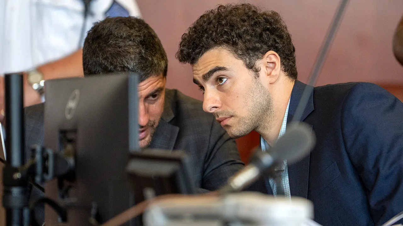 Specialist indicates that New York's regulations contributed to dismissing crucial evidence in the Mangione case