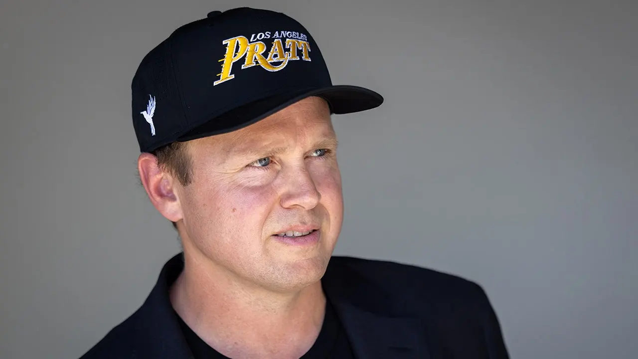 Spencer Pratt says he will move away from Los Angeles if he doesn't win the mayoral election.