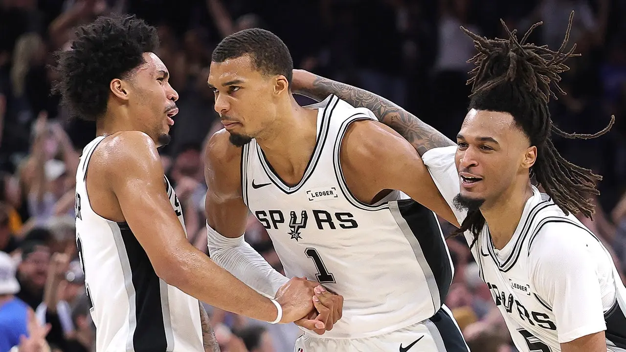 Spurs defeat Thunder to tie Western Conference Finals before Game 5