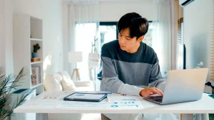 Study reveals that Gen Z is becoming more financially independent as savings rates increase.