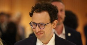 Tech Company Unintentionally Uses $500 Million on Anthropic's Claude AI in One Month