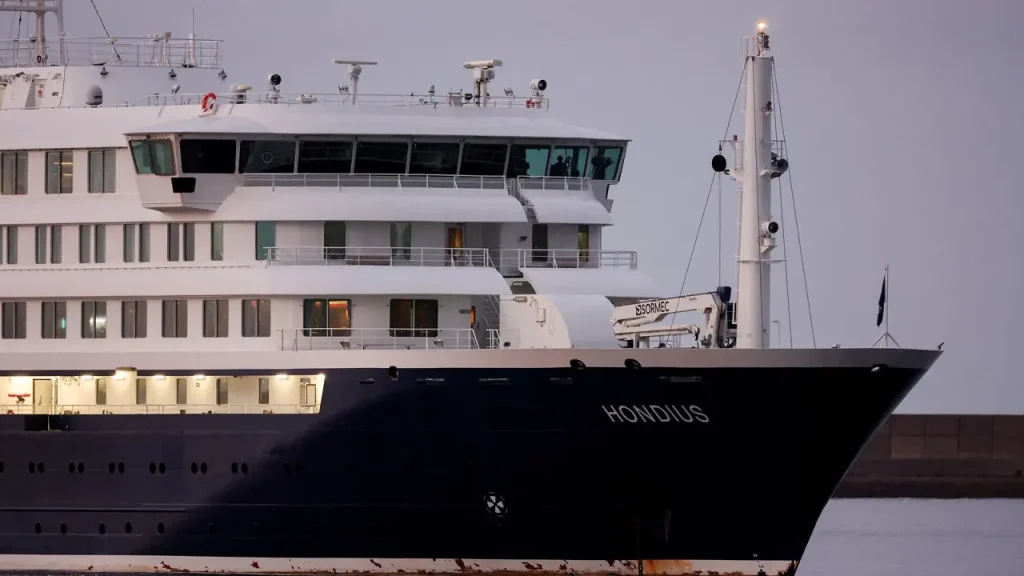 Tenerife starts evacuating cruise ship passengers due to hantavirus outbreak