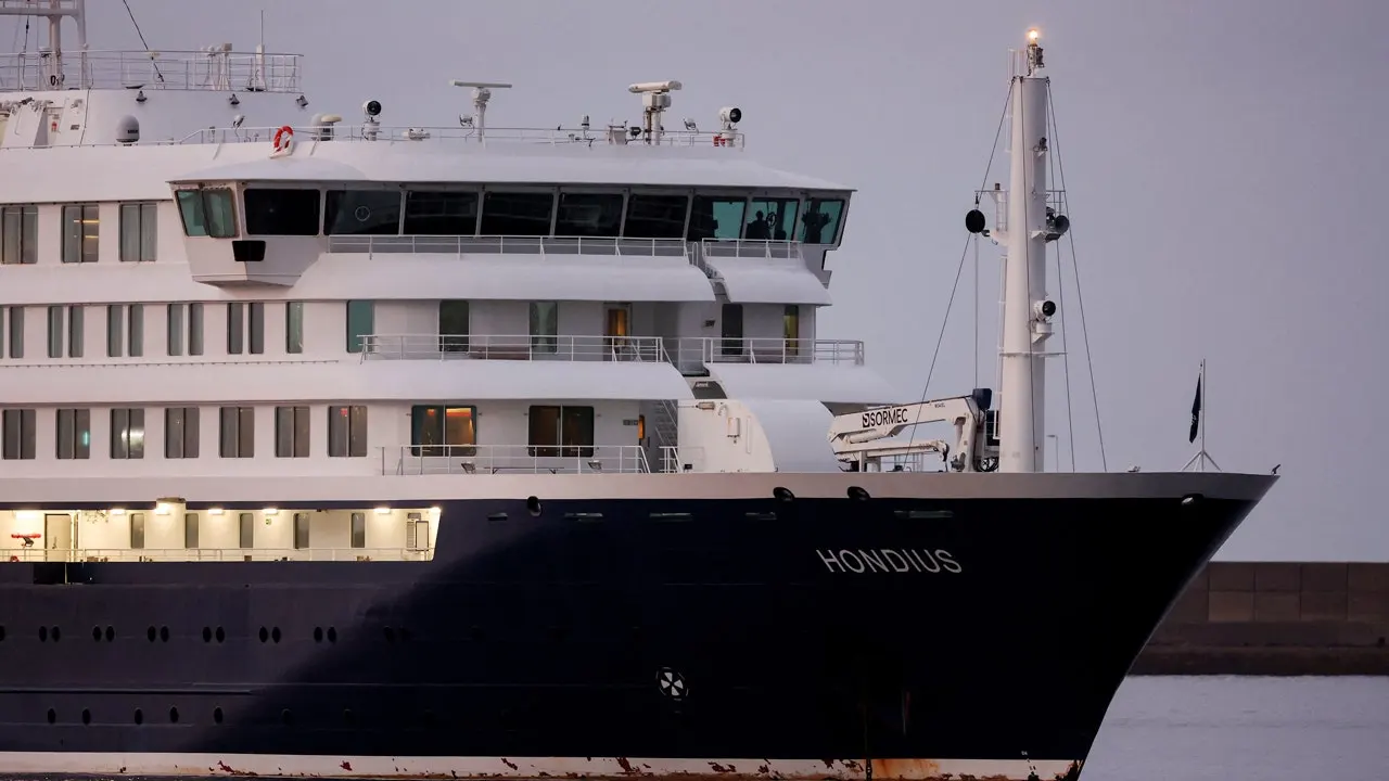 Tenerife starts evacuating cruise ship passengers due to hantavirus outbreak