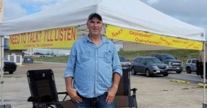 Texan Aids 7K People Through Roadside 'Listening Corner'