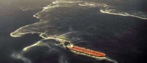 The Persian Gulf Could Face Numerous Oil Spills Due to the Conflict in Iran