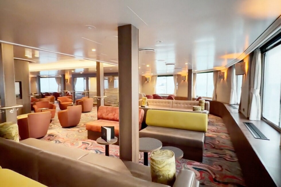 The unfolding of a dangerous hantavirus outbreak on a cruise ship