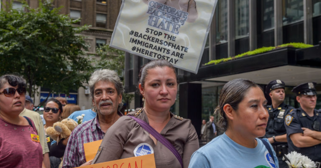 Trump Limits Banks' Assistance for Immigrants and Foreign Offenders