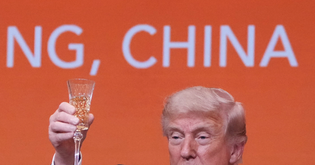 Trump and Xi Celebrate U.S.-China Relations at Landmark Beijing Dinner