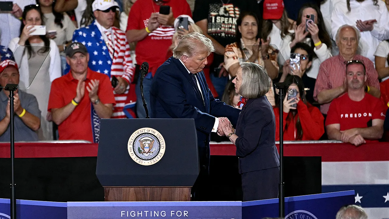 Trump awards Presidential Medal of Freedom to the 'Man in the Red Bandana' from 9/11
