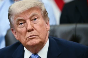 Trump halts actions for Iran talks as House leaders prevent vote