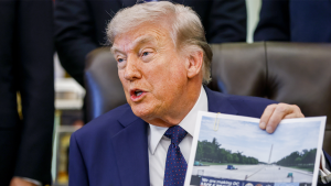 Trump highlights $1.8M Reflecting Pool repair as a failure from the Obama years.