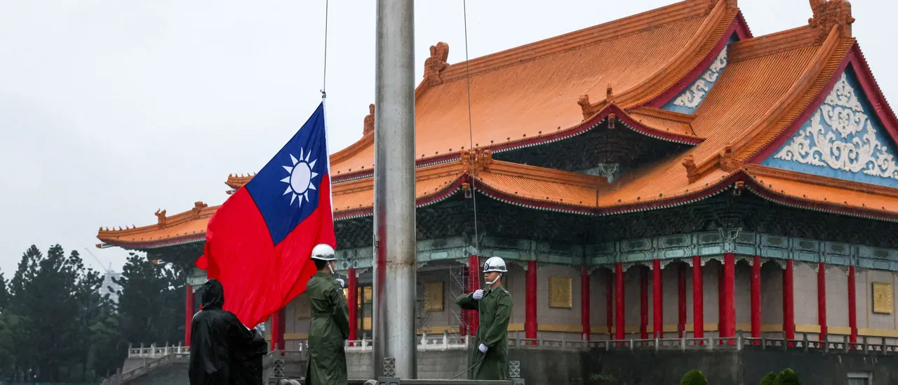 Trump to Hold Conversation with Taiwanese President in Significant Meeting