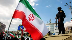 Trump's remarks reignite discussions on arming Iranians against their government