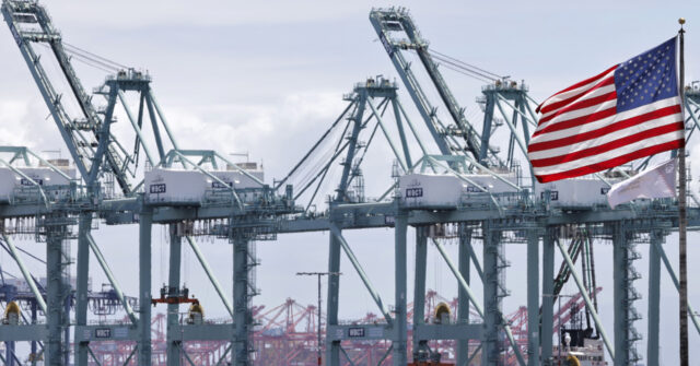 U.S. Trade Gap Decreases in April as Exports Rise