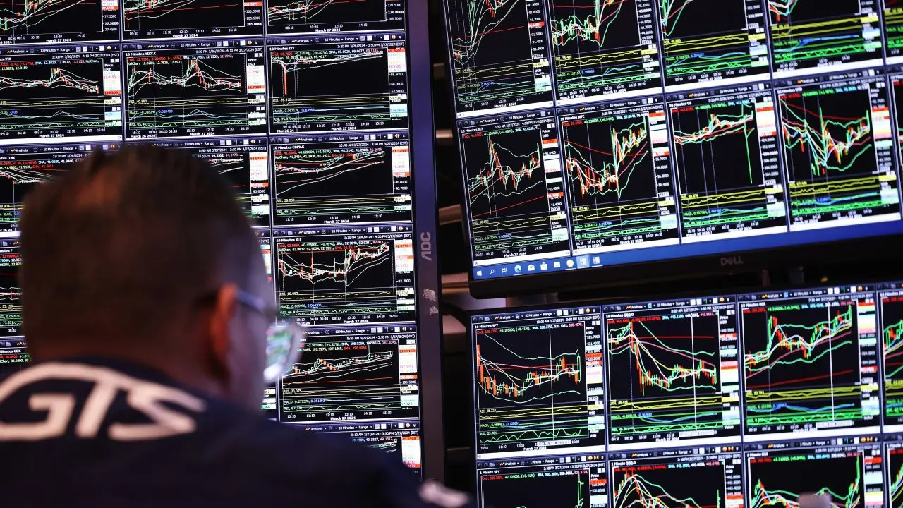 Understanding ETFs for retirees with advice on diversifying and generating income