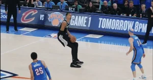 Victor Wembanyama mimicked Steph Curry's greatest shot to upset the Thunder once more