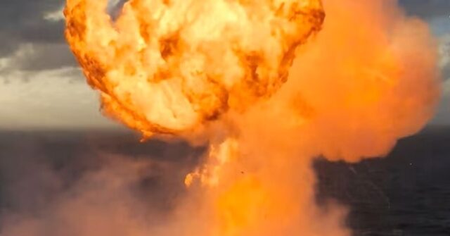 Video: SpaceX Test Flight Concludes with Huge Fireball