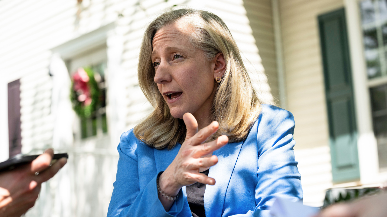 Virginia Democrats point fingers after court rejects redistricting maps