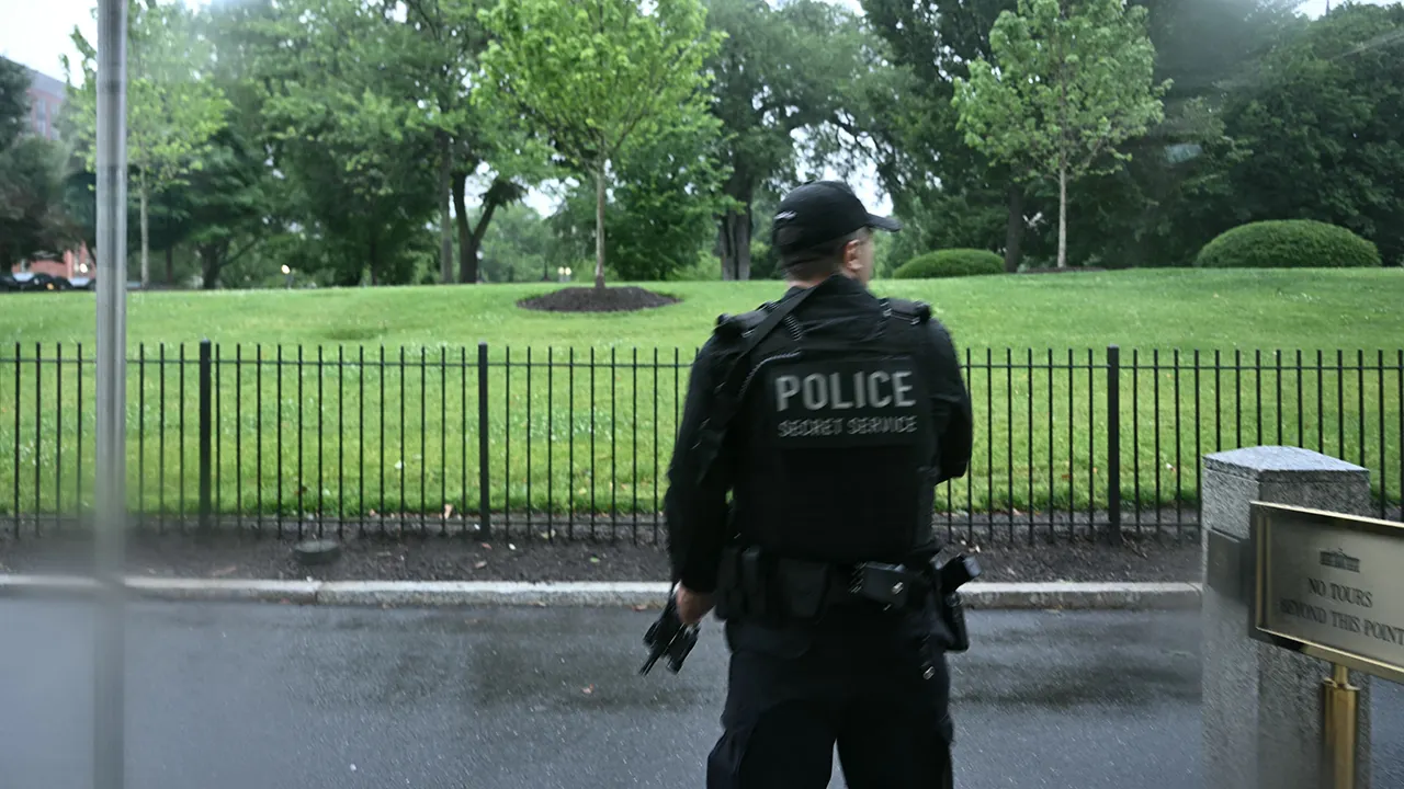 White House placed under lockdown following reports of gunfire nearby