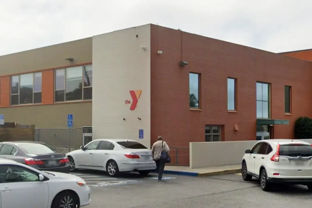 YMCA in progressive area makes surprising choice after 17-year-old girl noticed a penis in the women's locker room