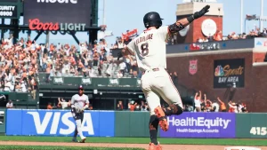 77-year-old Giants ball boy ignites one of the most memorable comebacks in MLB history with an amazing diving catch