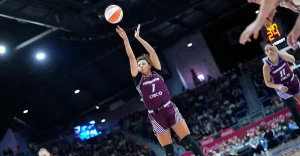 A leading rookie in the WNBA has just been injured.