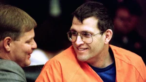 A serial killer tells Rex Heuermann that his size won't keep him safe in prison.