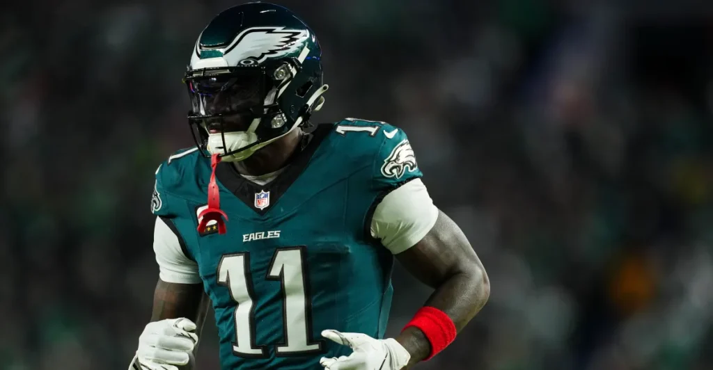 A.J. Brown trade evaluations for the Patriots and Eagles following his transfer to New England