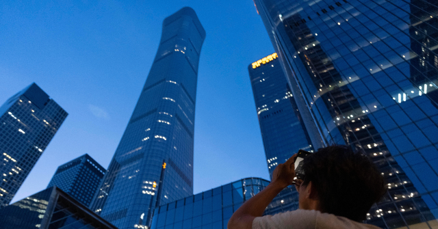 Aircraft Collides with Beijing's Highest Skyscraper, Leading to Extensive Censorship in China