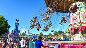 American State Fair begins on National Mall featuring a Ferris wheel