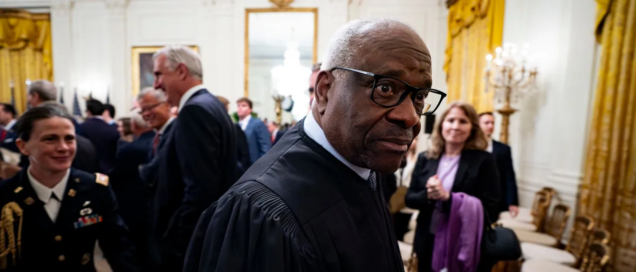Clarence Thomas Chuckles While MS NOW Reporter Hits Him With Questions