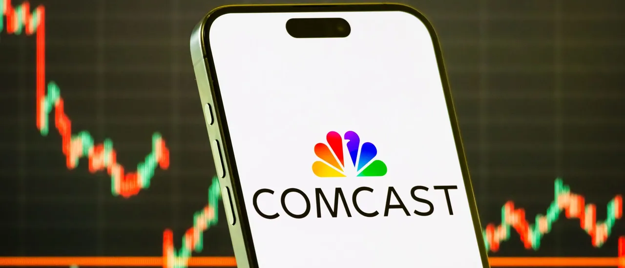 Comcast's Shares Surge Before Market Opens Following Spinoff News