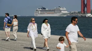 Cruise fare increases from Holland America and other companies upset travelers as businesses resist change.