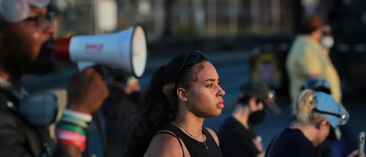 Democrats Bring Their Performances to New Jersey