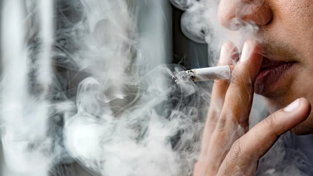 Ex-HHS secretary claims 25 million smokers are being overlooked