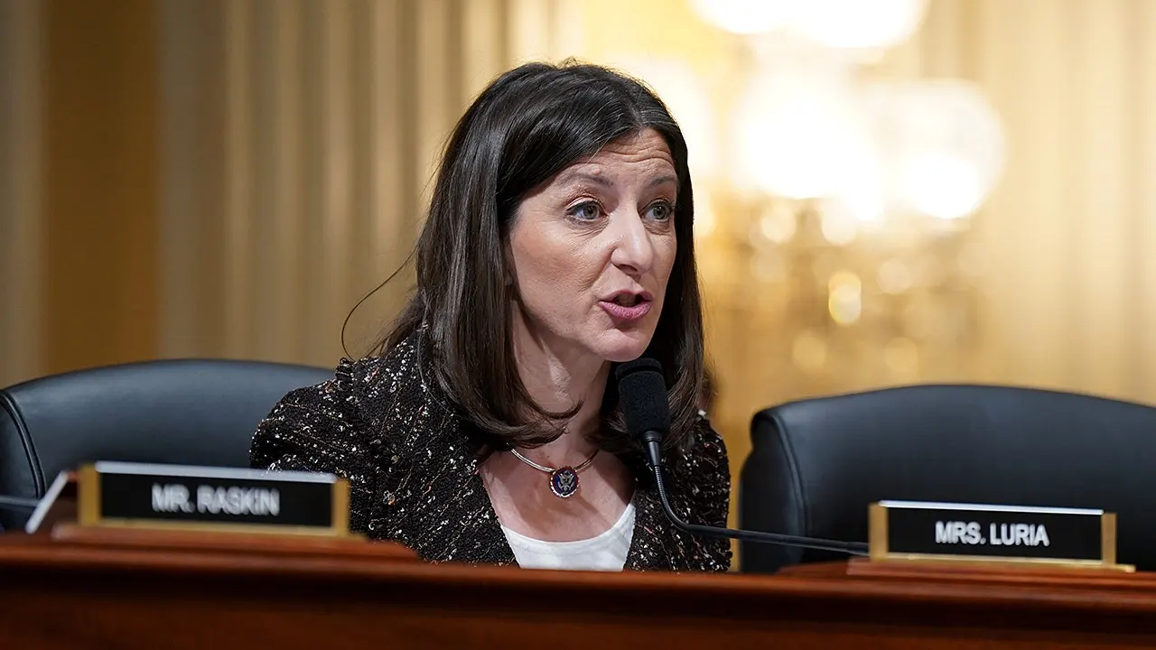 Ex-Rep Elaine Luria caught on video regarding her stock trading history